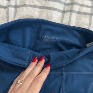 Gorgeous Blue Athleta leggings